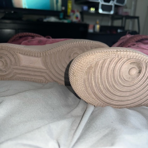 “The force is female” Air Force 1 - Picture 3 of 6